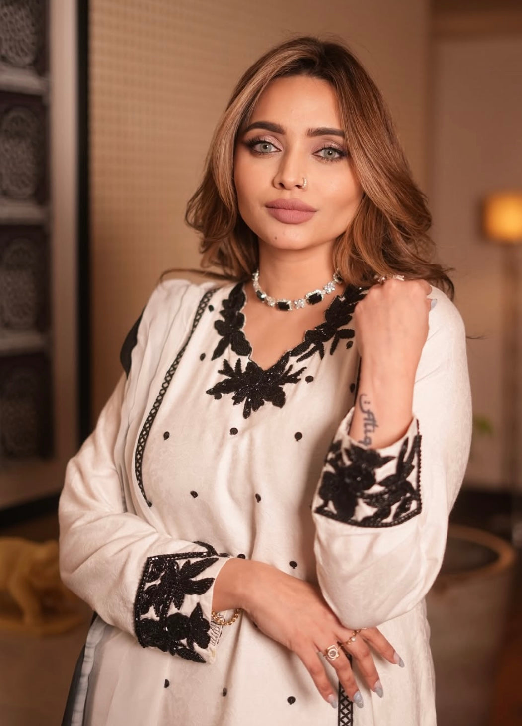 Luxurious jacquard White dress