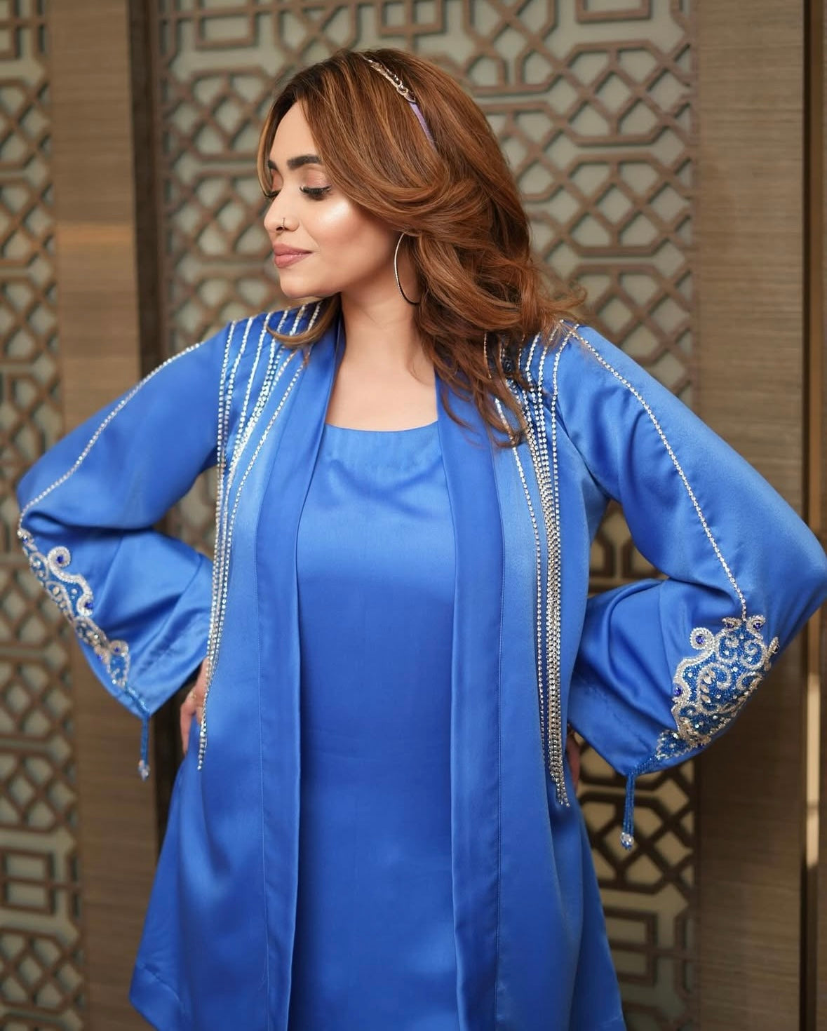 Electric blue jacket cordset