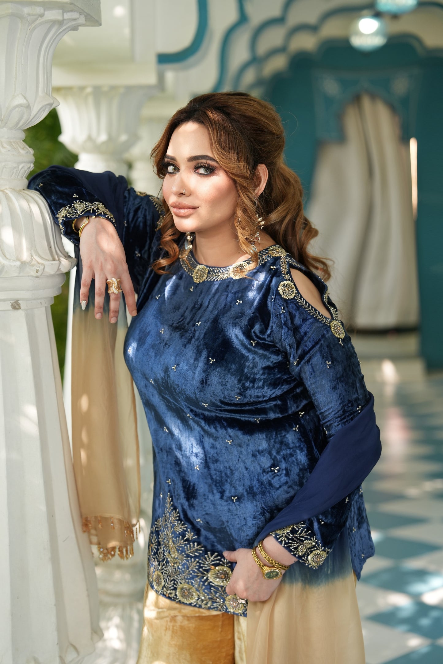 Midnight &Gold Majesty ✨